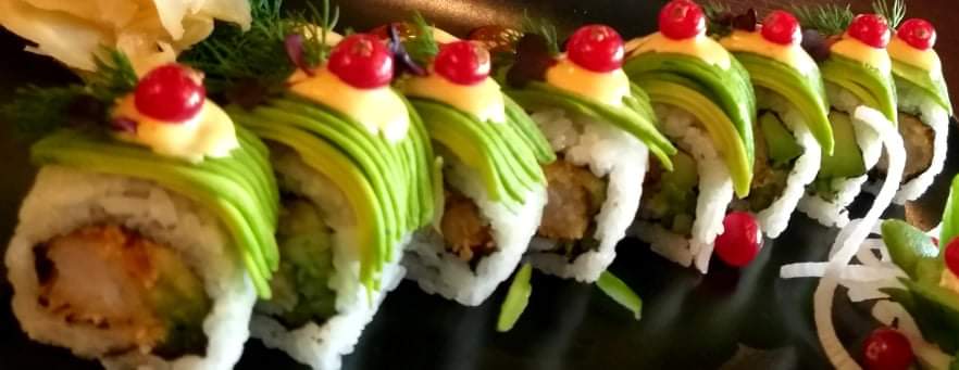 SPECIAL HOMEMADE ROLLS HAKI STYLE (8 Stk.)